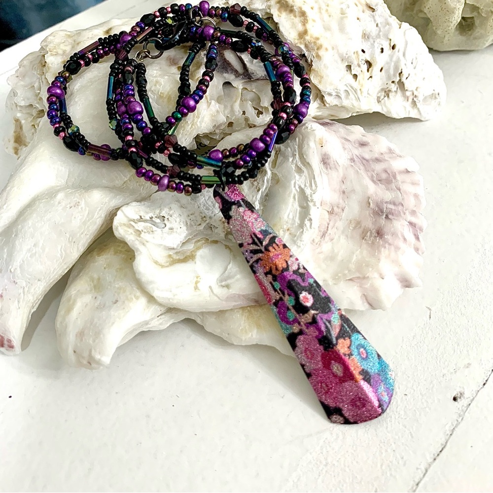Purple & Black Floral Multi-strand Beaded Necklace - Picture 3 of 8